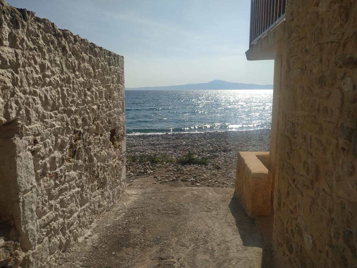 Poulea Rooms Kalamata Bagian luar foto